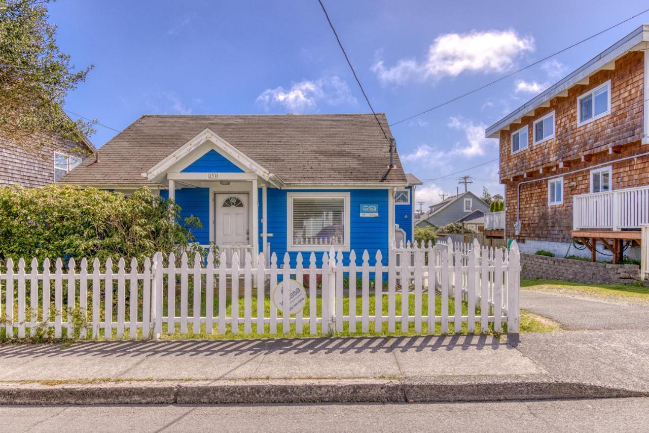 Pearl Off The Prom Villa Seaside Exterior photo